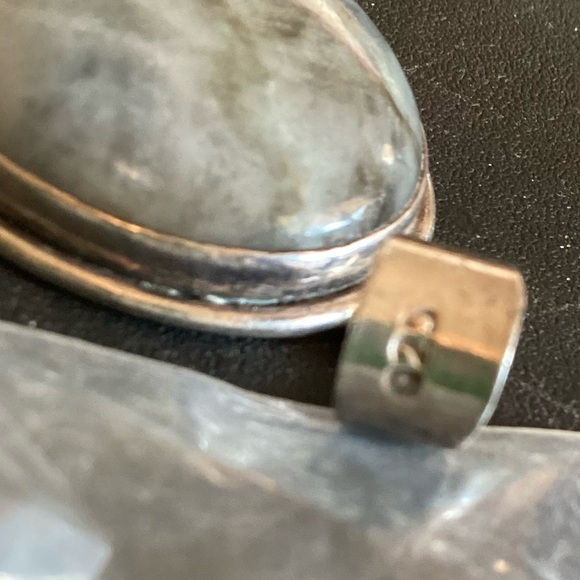 Large Oval Labradorite Sterling  Pendant Protection - Picture 5 of 6